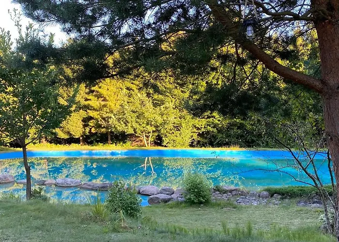 Dworek Na Uboczu Farm stay