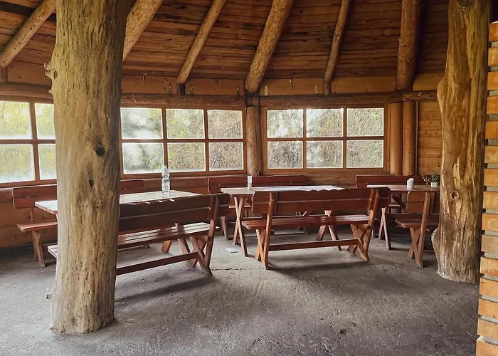 Dworek Na Uboczu Farm stay *