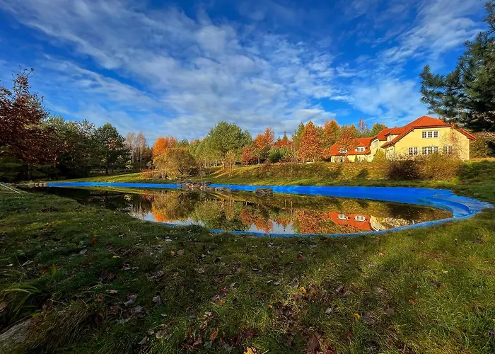 Dworek Na Uboczu Farm stay *